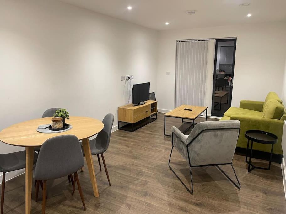 Luxury 2 Bedroom Apartment In The Heart Of Manchester Exterior photo